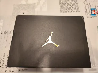 Nike Air Jordan 23 Rosas y Blancas