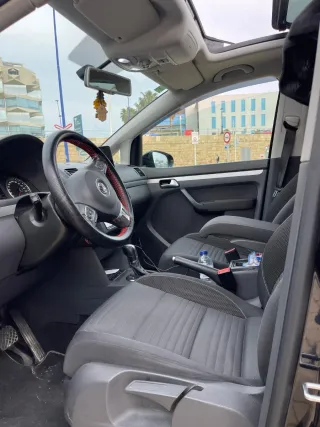 Volkswagen Touran 2014