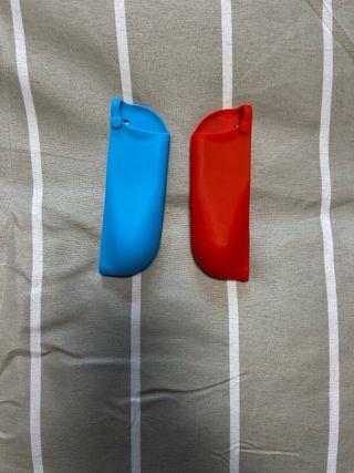Mando Nintendo Switch + Fundas