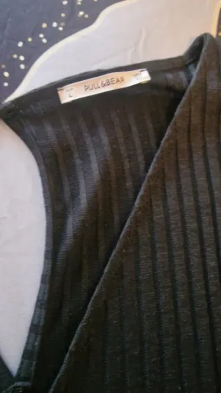 Mono negro pata ancha