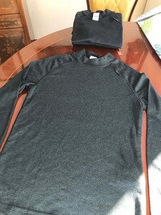 Camiseta térmica gris