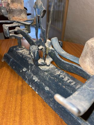 Balanza Roberval antigua