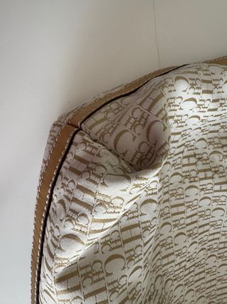 Bolso Carolina Herrera Beige y Blanco