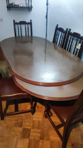 Mesa de comedor de madera extensible + 6 sillas