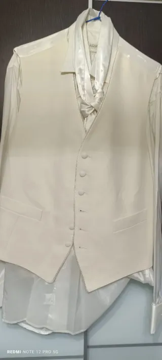 Traje de novio Pronovias