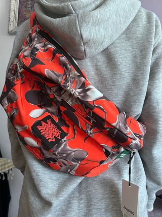 Riñonera Desigual estampado floral