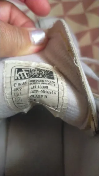 Patines blancos talla 34