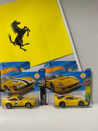 Hot Wheels Ferrari Amarillos