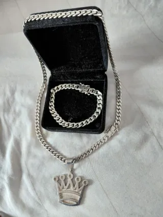 Conjunto Plata: Collar y Pulsera Corona