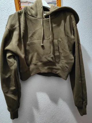 Sudadera verde militar corta