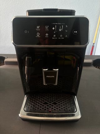Cafetera Automática Philips Serie 2200