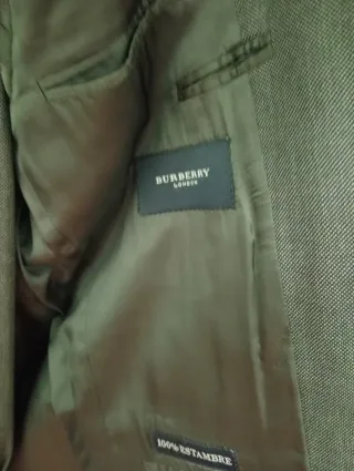 8 Trajes de caballero Boss / Burberry / Zegna / et