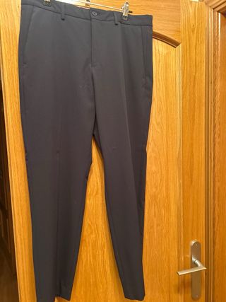 Traje Zara Azul con Camisa Blanca