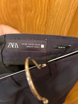 Traje Zara Azul con Camisa Blanca