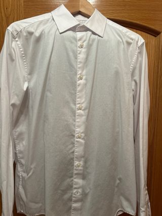 Traje Zara Azul con Camisa Blanca