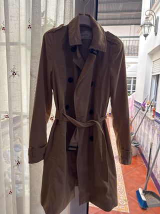 Gabardina Stradivarius Beige Talla M