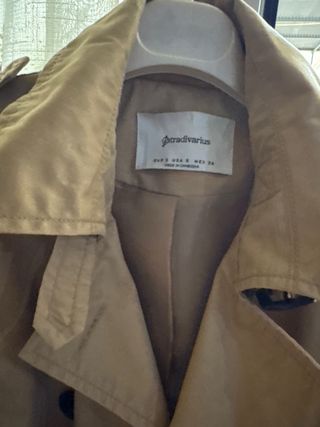 Gabardina Stradivarius Beige Talla M