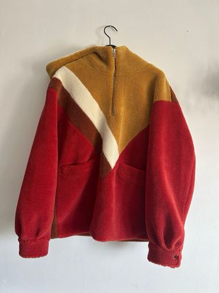 Chaqueta polar Desigual edición limitada