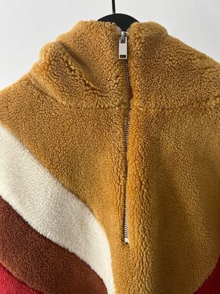 Chaqueta polar Desigual edición limitada