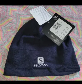 Gorro Salomon original a estrenar.