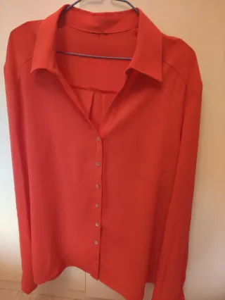 Blusa elegante naranja