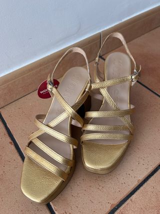 Sandalias Wonder Doradas