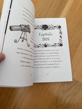 Isadora Moon va de excursion / Isadora Moon Goe...