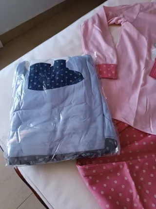 Pijamas Mundo Talla S (Azul y Rosa)