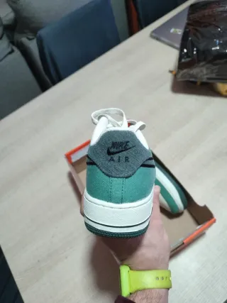 Nike Air Force 1 LV8 GS Beige/Verde