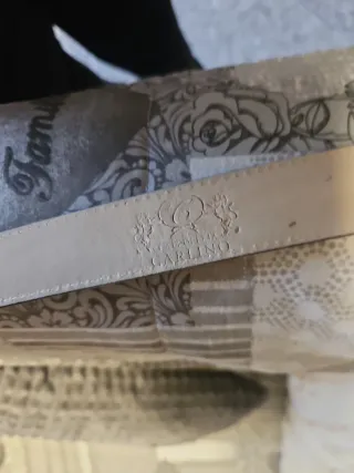 Cintura in pelle nera di animale pregiato