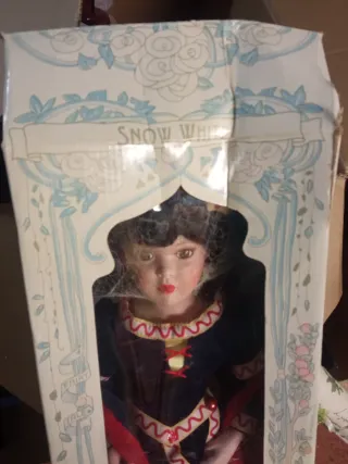 Muñeca Porcelana Blancanieves Colección