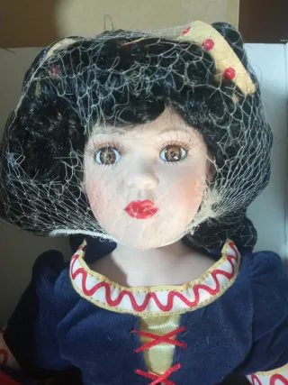 Muñeca Porcelana Blancanieves Colección