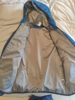 Chaqueta niño Quechua 12-14 años, CASI NUEVA