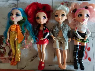 Muñecas Rainbow High