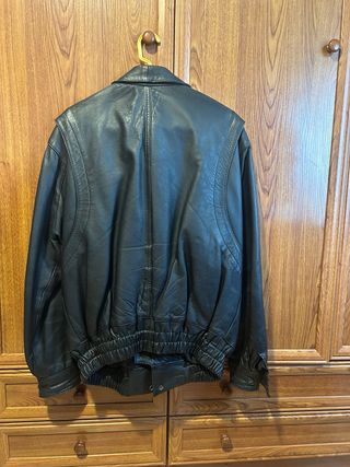 Cazadora vintage de cuero negra