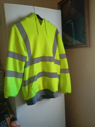 Sudadera fluorescente con bandas reflectantes