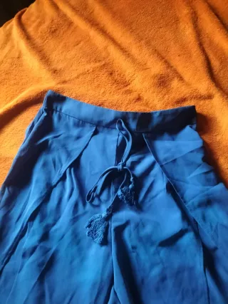 Pantalón vaporoso azul