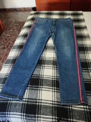 Pantalones vaqueros elásticos cómodos