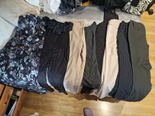 Lote Ropa Talla M: Mono Negro y Pantalones (lote3)