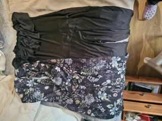 Lote Ropa Talla M: Mono Negro y Pantalones (lote3)