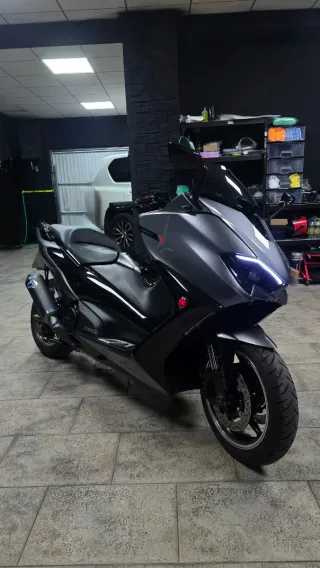 YAMAHA T-MAX 560 TECH MAX