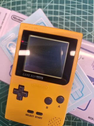 Console Nintendo Game Boy Pocket Gialla