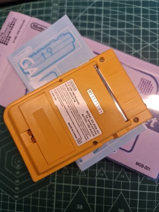 Console Nintendo Game Boy Pocket Gialla
