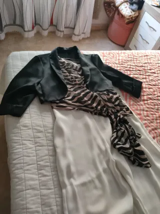 Mono blanco con estampado cebra talla 46