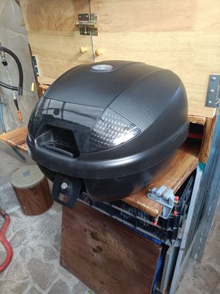 Baúl y enganche para Kawasaki Ninja 650