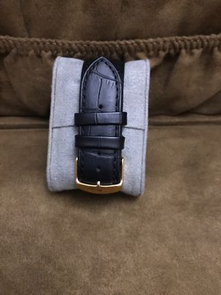 Reloj Lotus Unisex Dorado y Negro