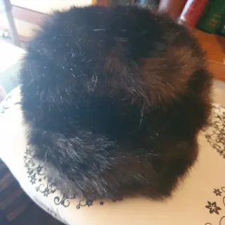 Gorro de piel sintética  marrón