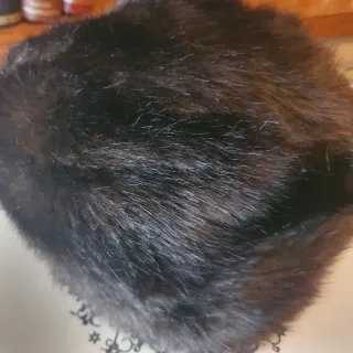 Gorro de piel sintética  marrón