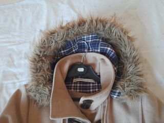 Trenca, Parka, talla M. Marca Stradivarius.