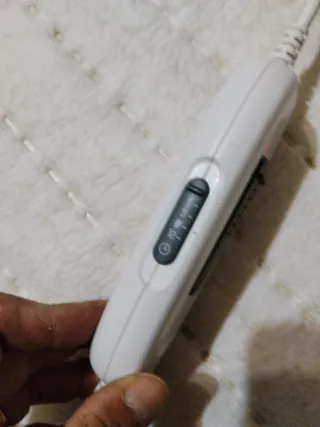 Manta eléctrica Vitalcontrol gris y blanca